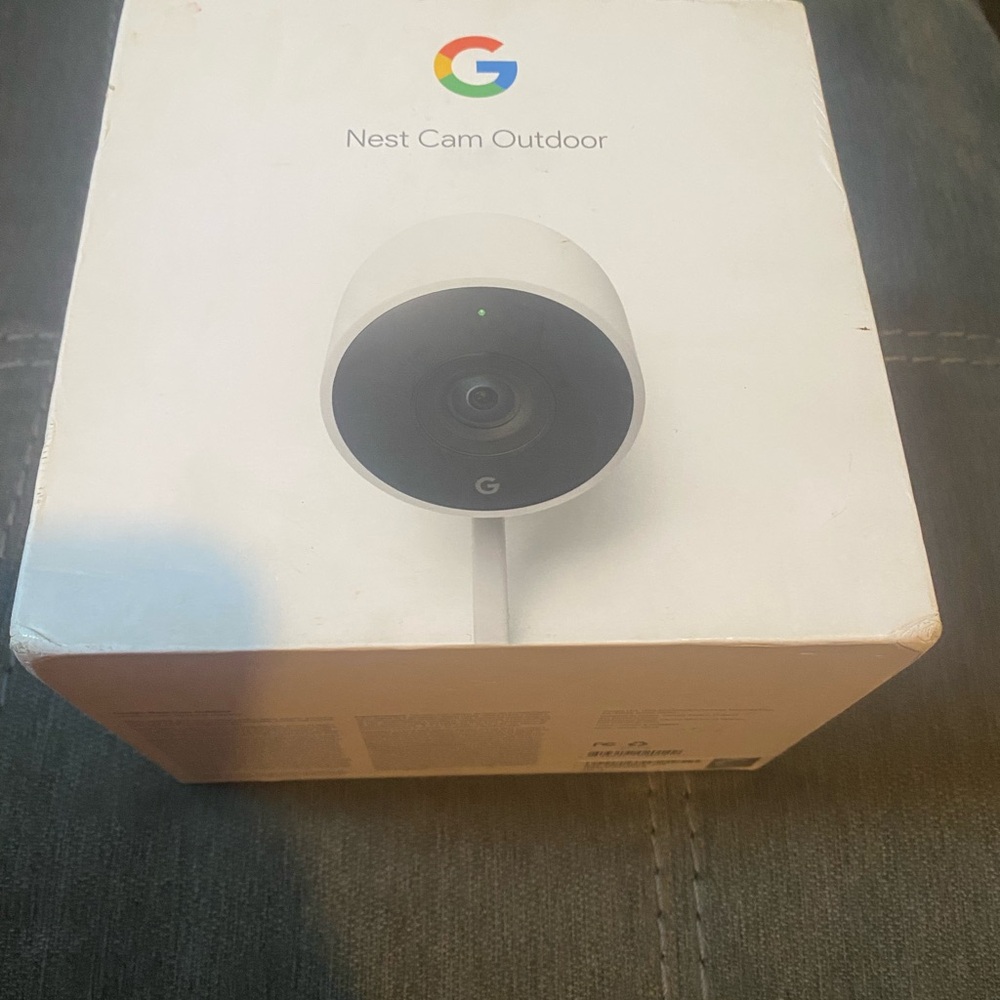 Google Nest Cam Outdoor - Gray